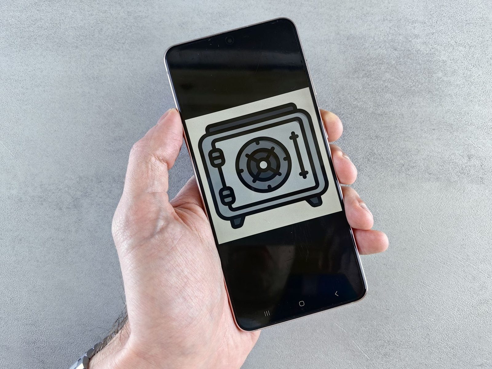 A smartphone displaying chat bubbles with a network signal icon